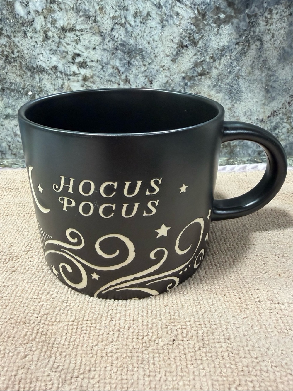 NWT Hocus Pocus Halloween Black Ceramic Mug TJ Maxx Spooky Coffee Cup